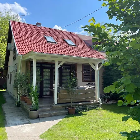 Сasa de vacaciones House *